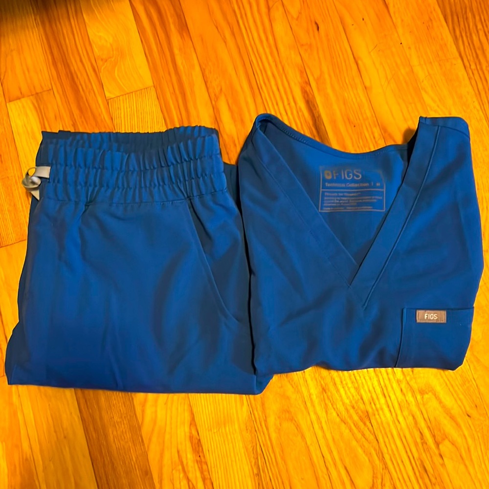 FIGS Royal Blue set: M Catarina and MT high waisted Zamora